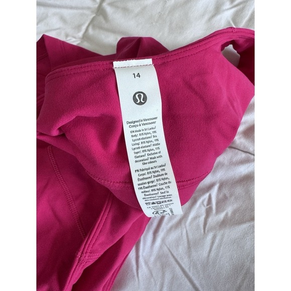 New Lululemon Align Tank Top Cropped Size 14 Passionate Pink LWEITS Bra Built In - Picture 8 of 10